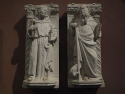 Die Heiligen Franziskus und Antonius Abbas aus Kalkstein, Pierpaolo und Jacobello dalle Masegne zugeschrieben, Venedig, spätes 14. Jhdt.
