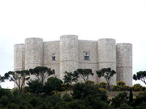 Castel del Monte - das berhmte apulische Jagdschloss Friedrichs II.