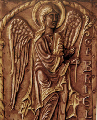 Gabriel, mit dem dem Lilienstab, Darstellung auf einem Reliquienkästchen aus merowingischer Zeit, Kloster St. Maurice, Schweiz